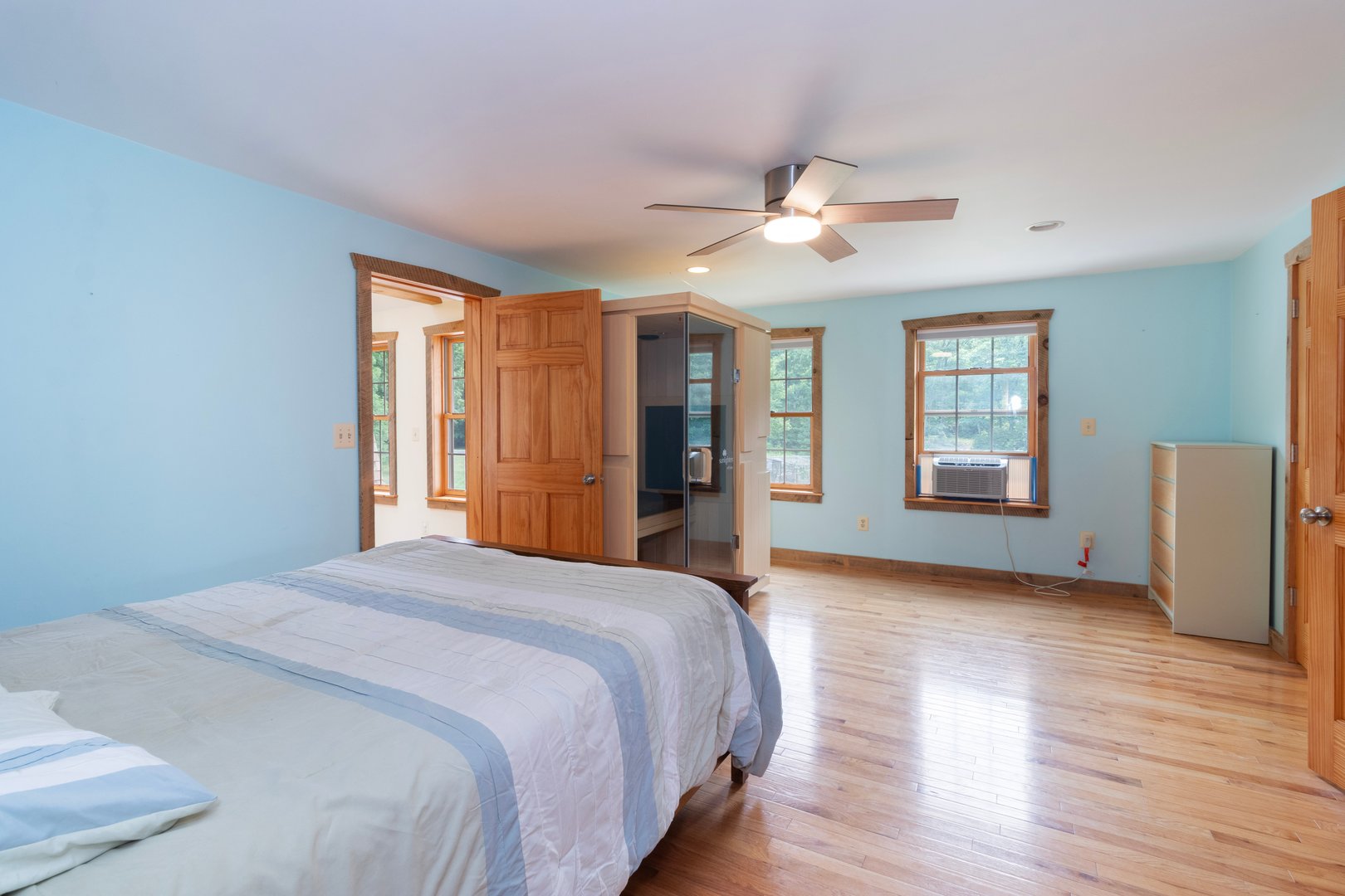 13 Woodridge Drive Photo 17
