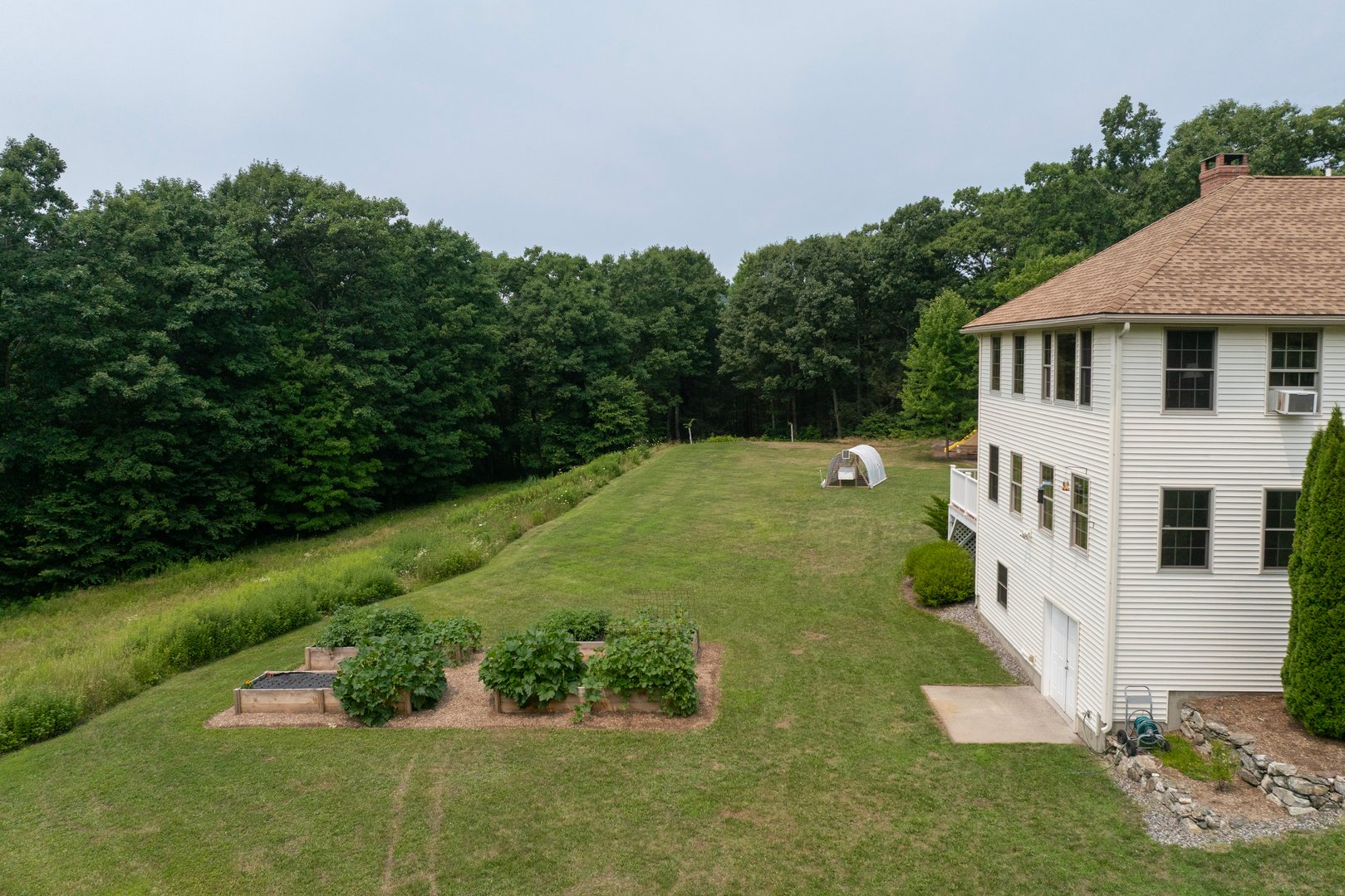 13 Woodridge Drive Photo 29