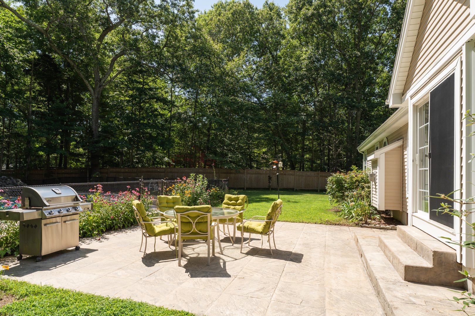 331 Dennison Road Photo 25