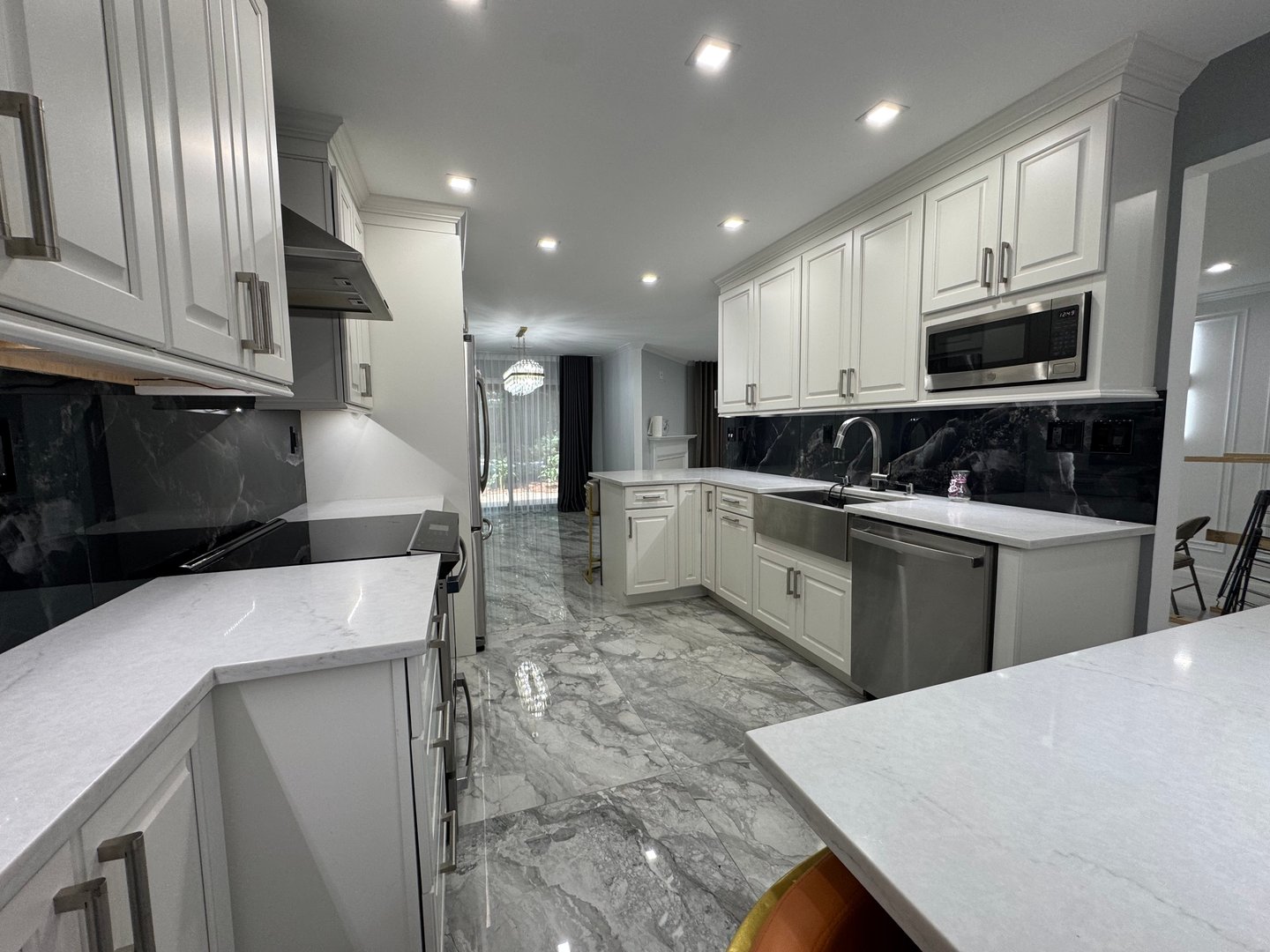 285 S Broadway  #D Photo 2