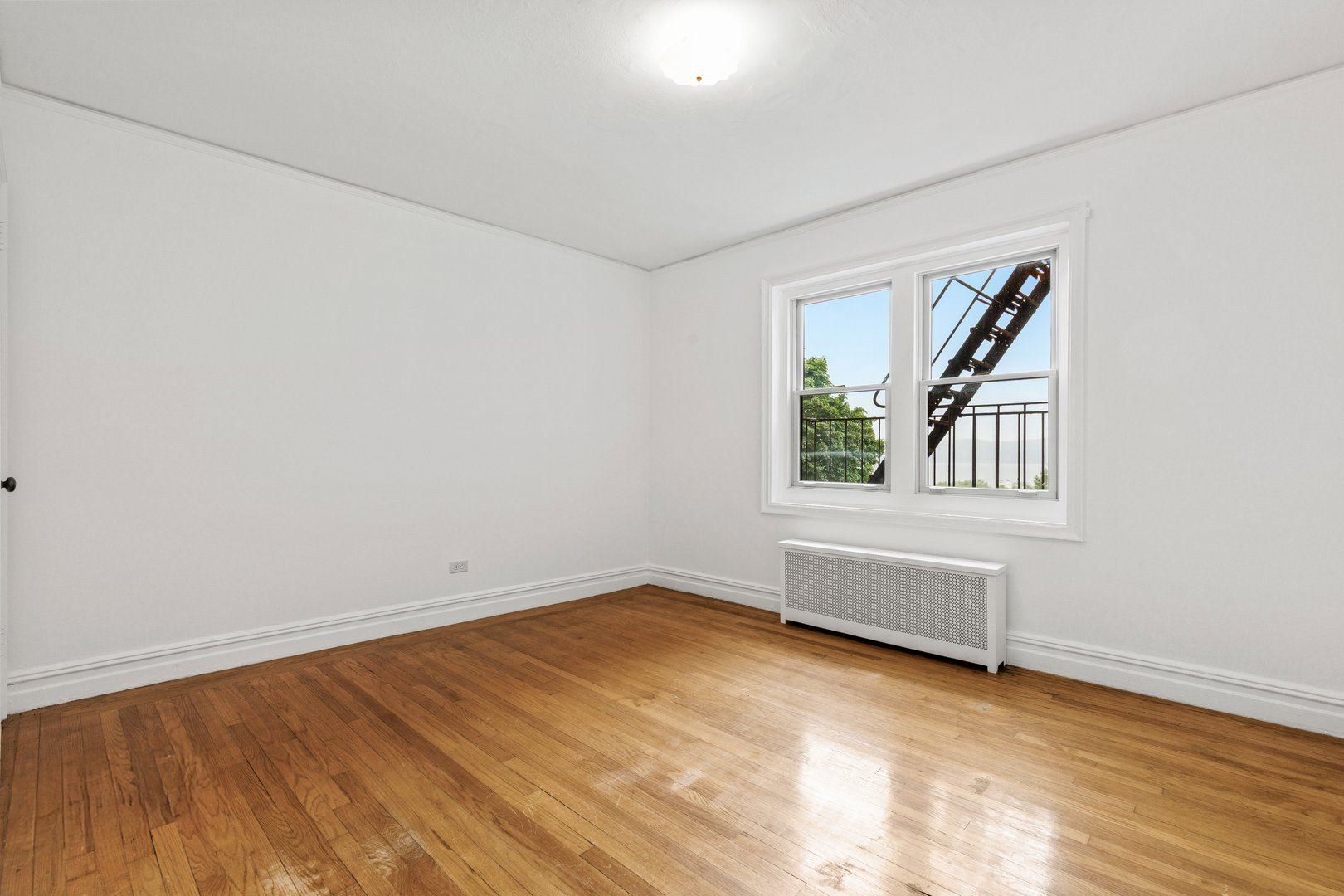 19 S Broadway  #4F Photo 10