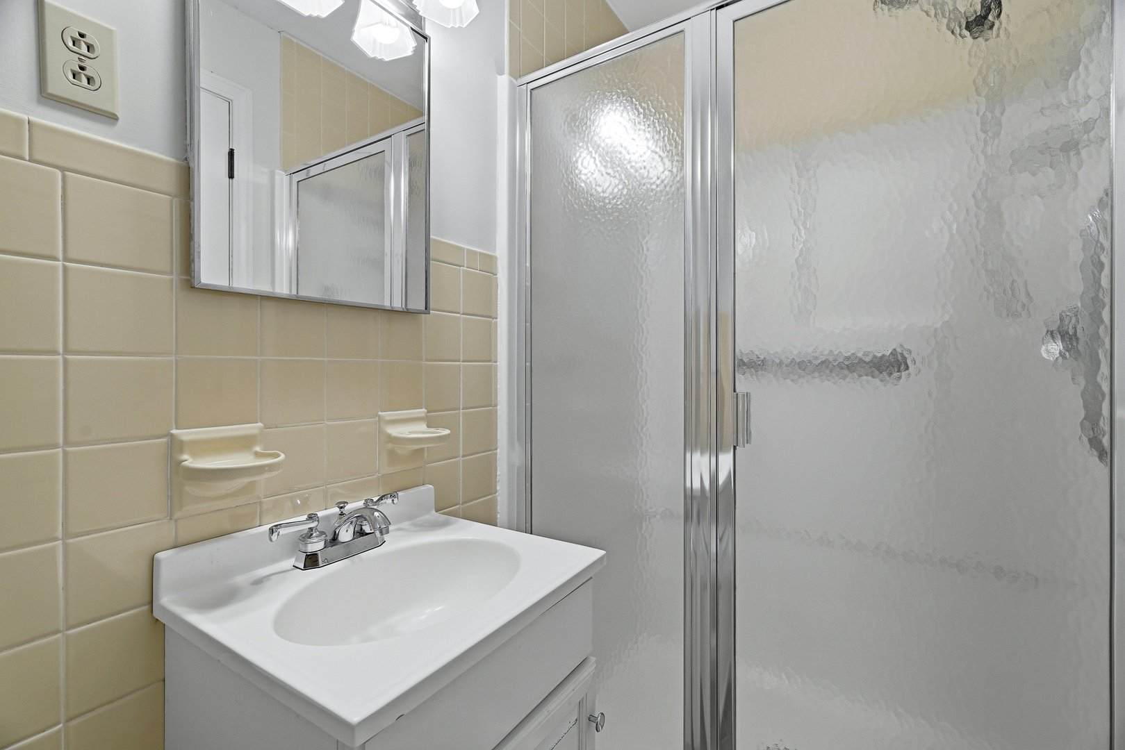 207 School House Road Photo 12