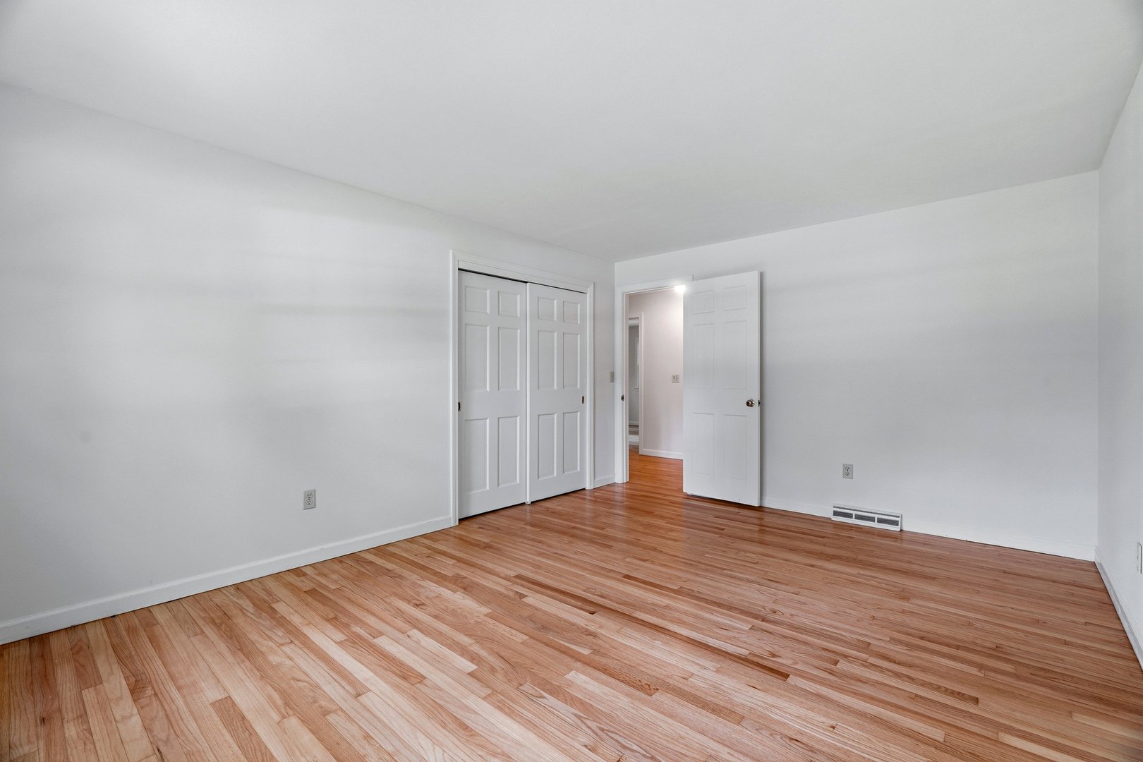 207 School House Road Photo 16