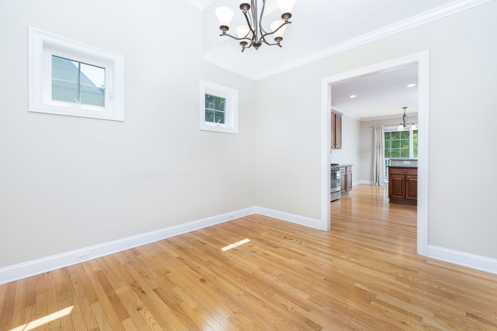 16 Carson Way Photo 12