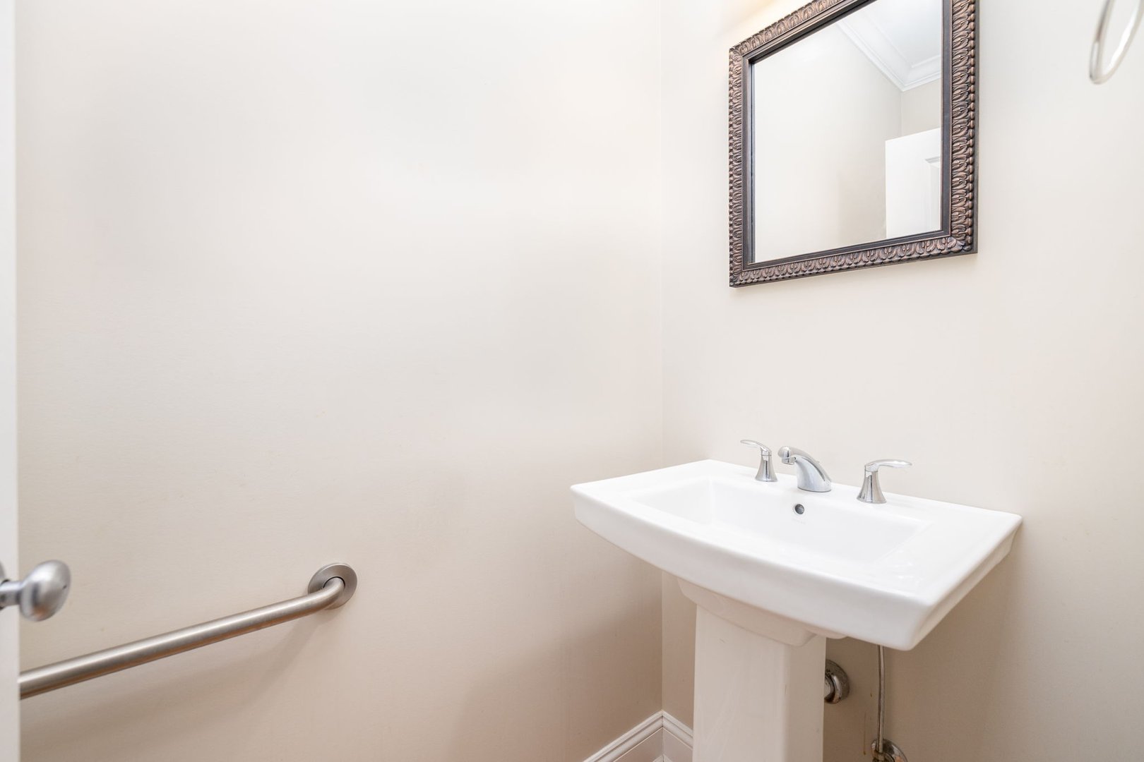 16 Carson Way Photo 22