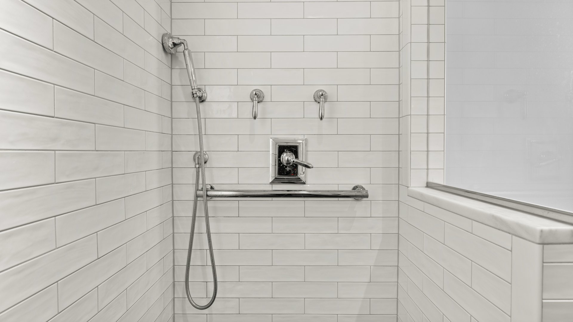 165 Kemble St  #18 Photo 29