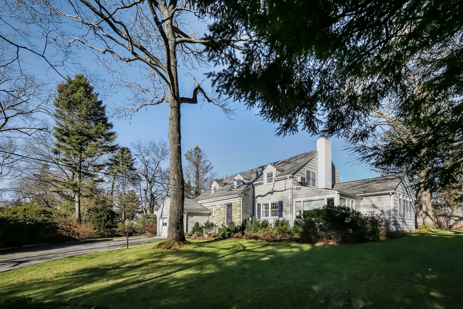 30 Homer Avenue Photo 1