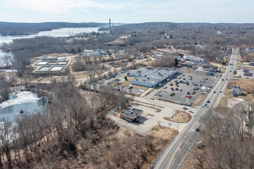 641 Route 32 Photo 17