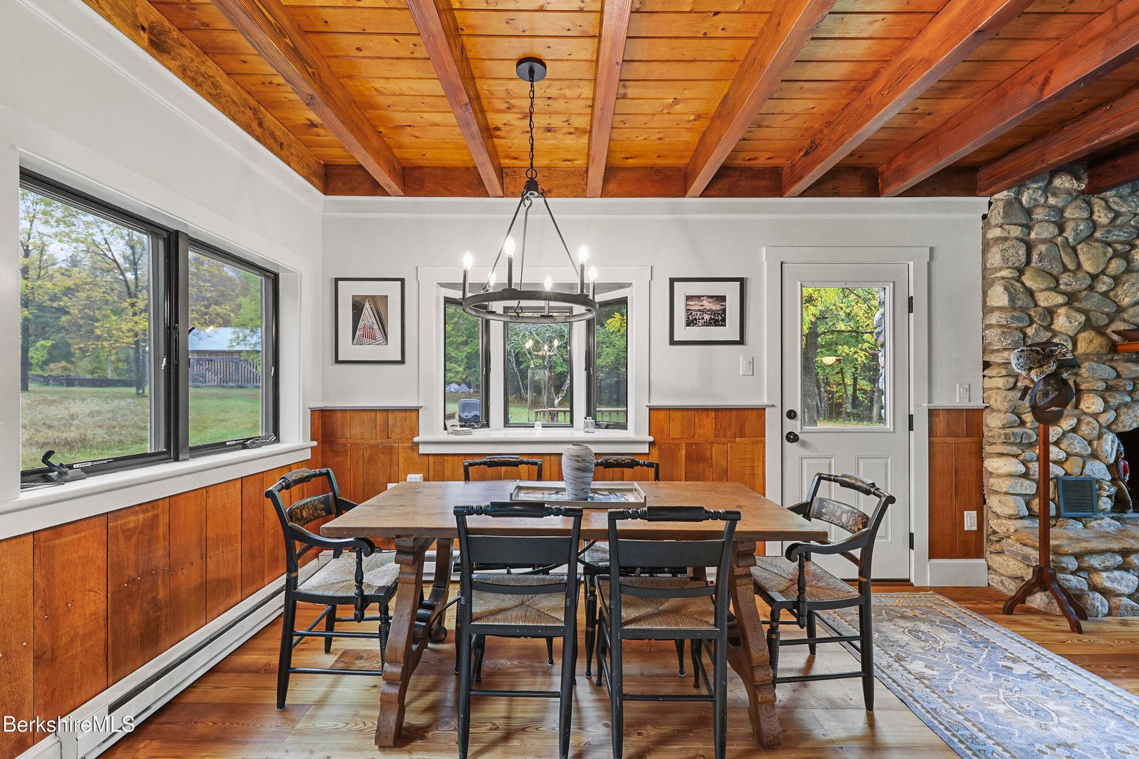 327 Chester Rd Photo 17