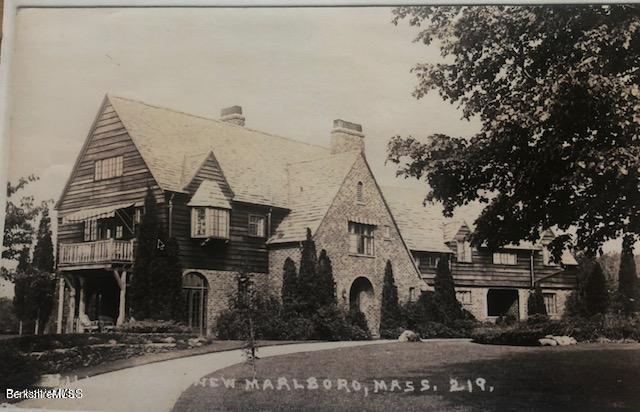 390 Tamaridge Rd Photo 19