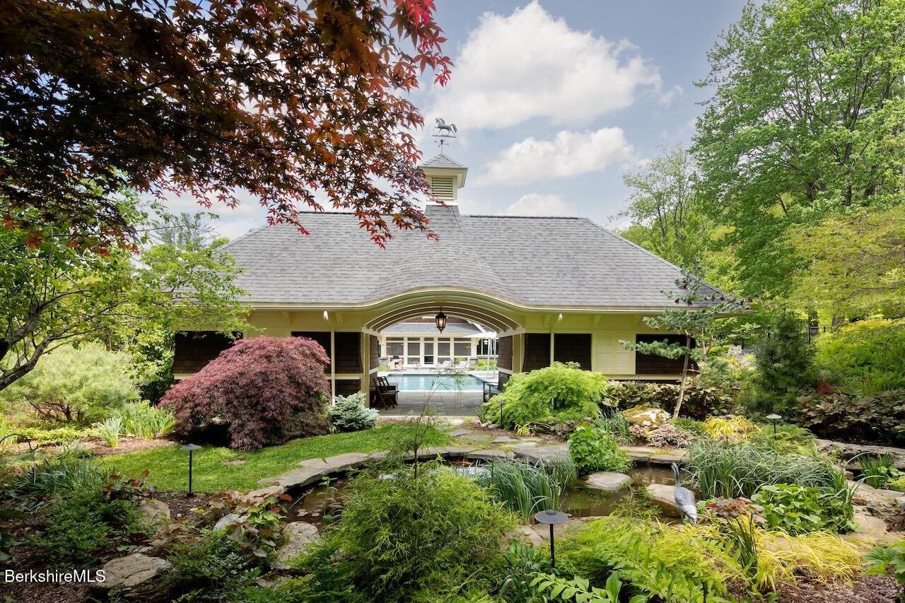 Alford Single Family Photo 55