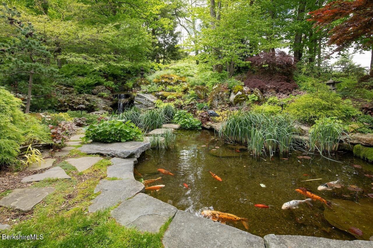 Alford Single Family Photo 56