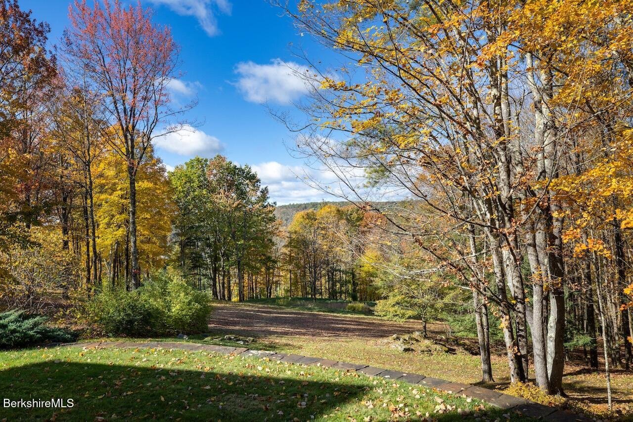 Alford Single Family Photo 46