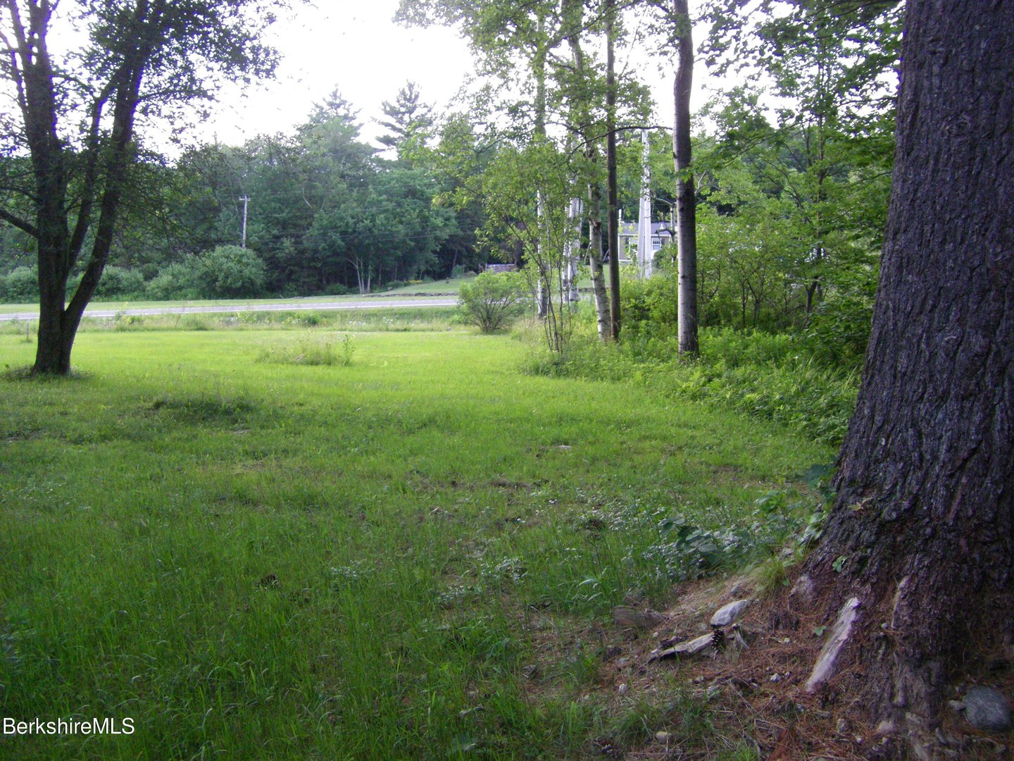 70 Mohawk Trail Photo 9