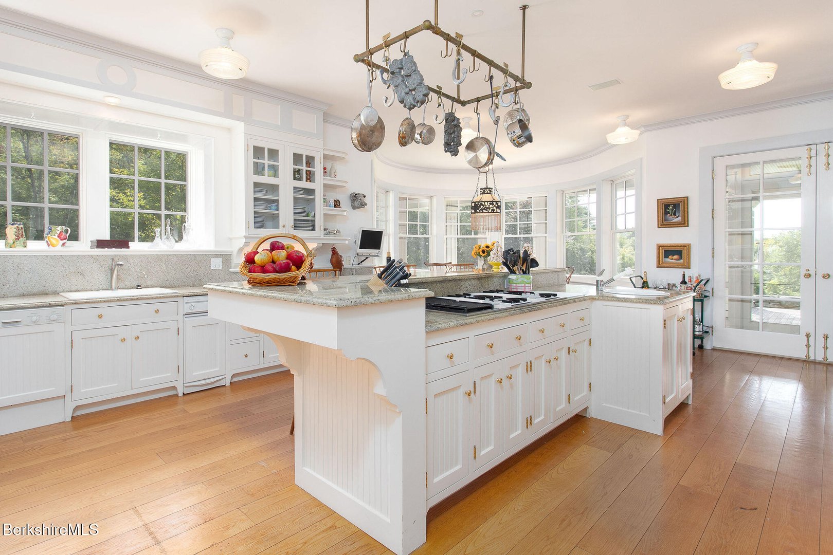 662 Brewer Hill Rd Photo 20