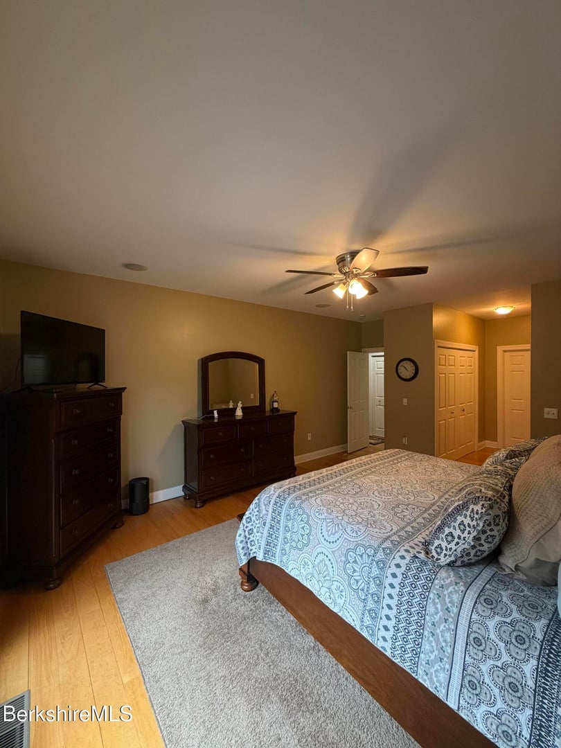 185 Pine Cone Ln Photo 12