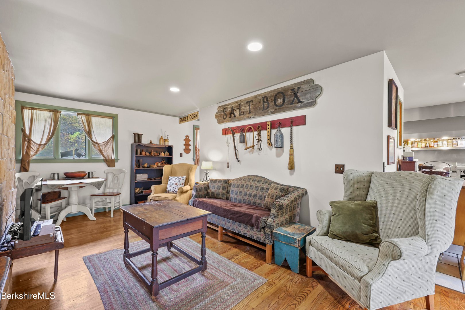 490 Kirchner Rd Photo 11