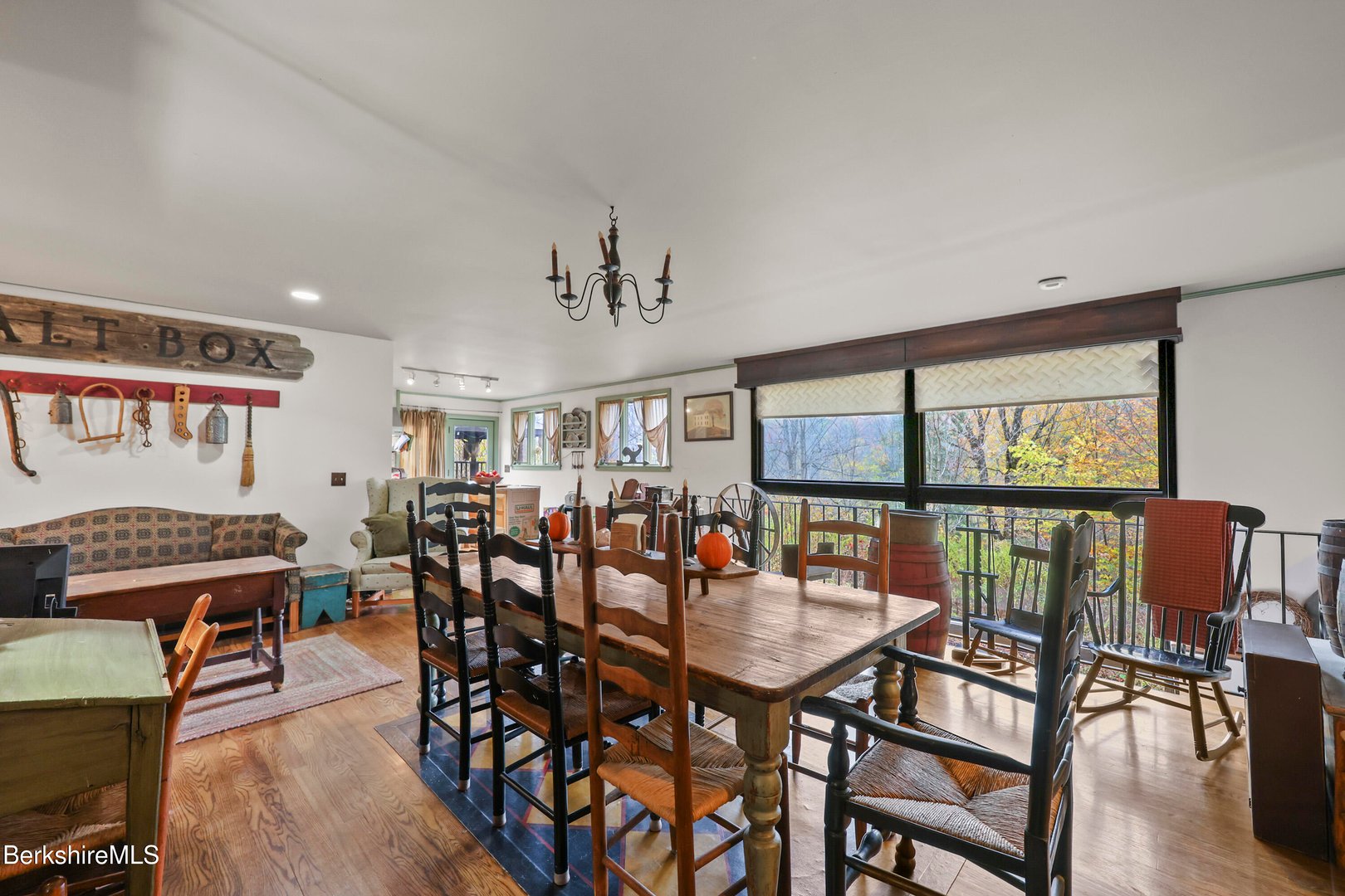 490 Kirchner Rd Photo 9