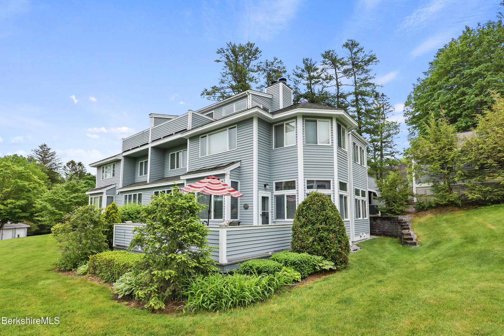 770 Summer St  #3A Photo 36