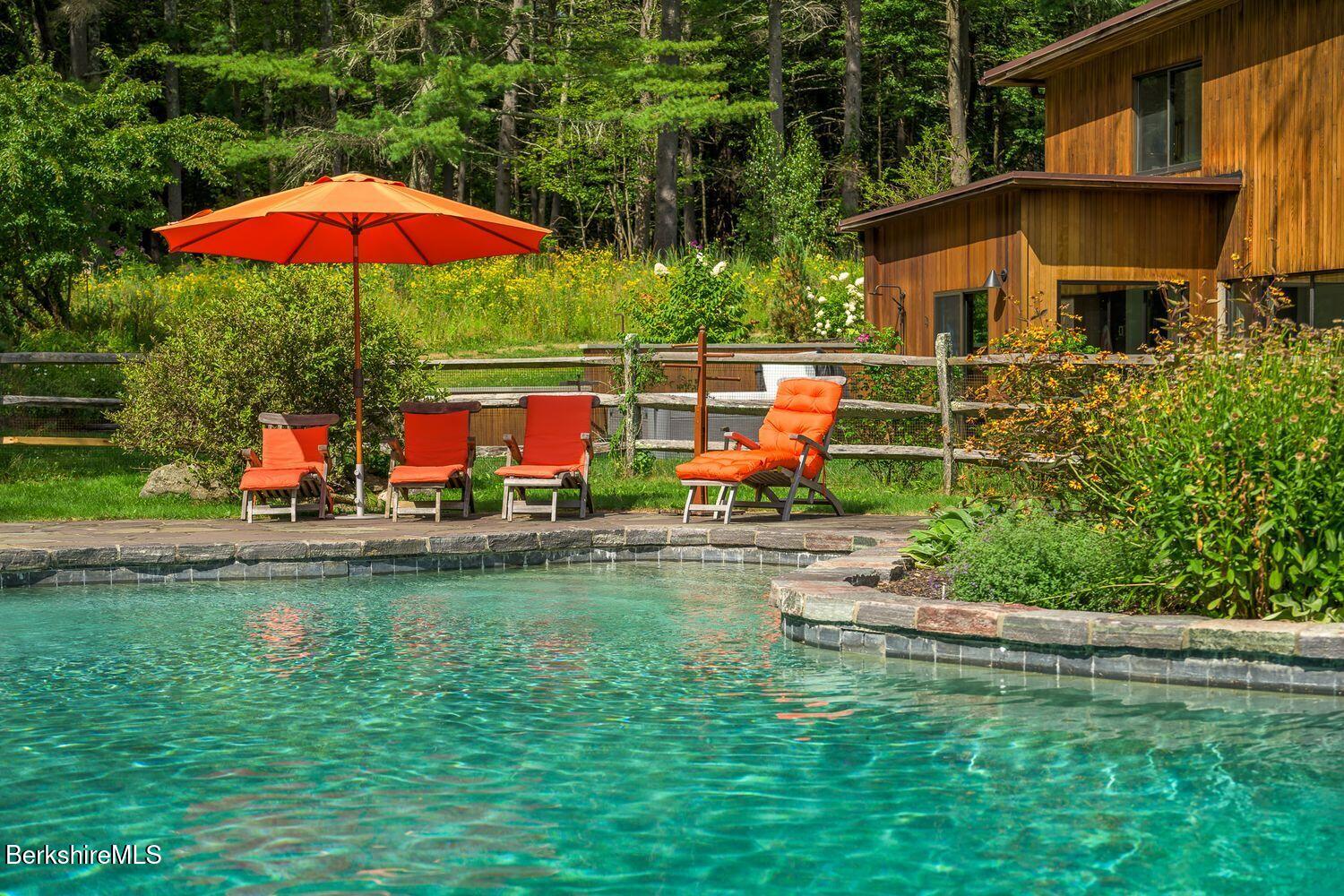 651 Hayes Hill Rd Photo 10