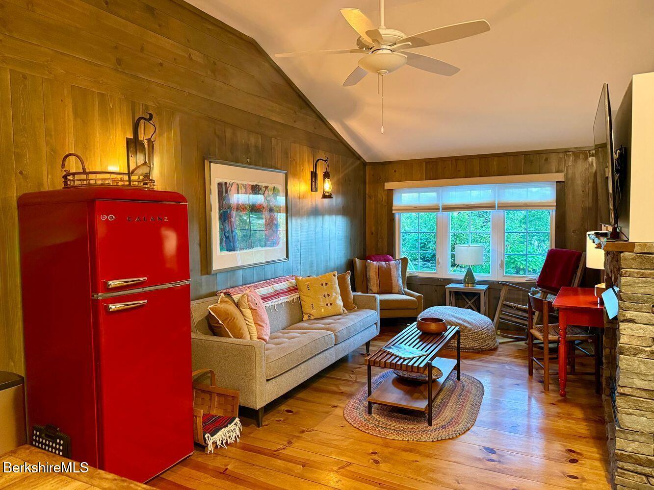 651 Hayes Hill Rd Photo 47