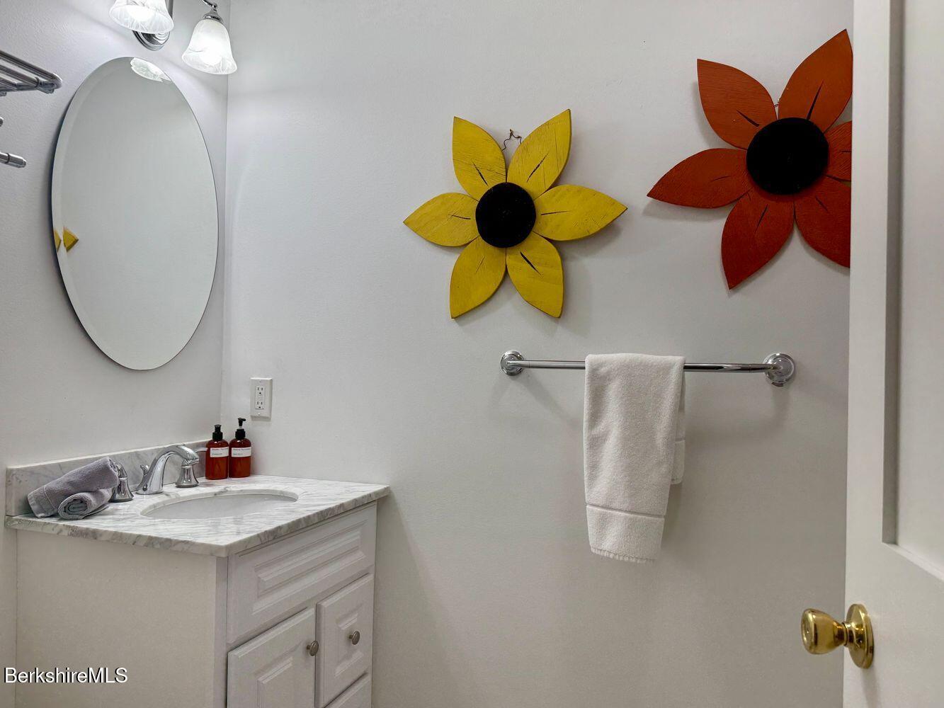 651 Hayes Hill Rd Photo 54