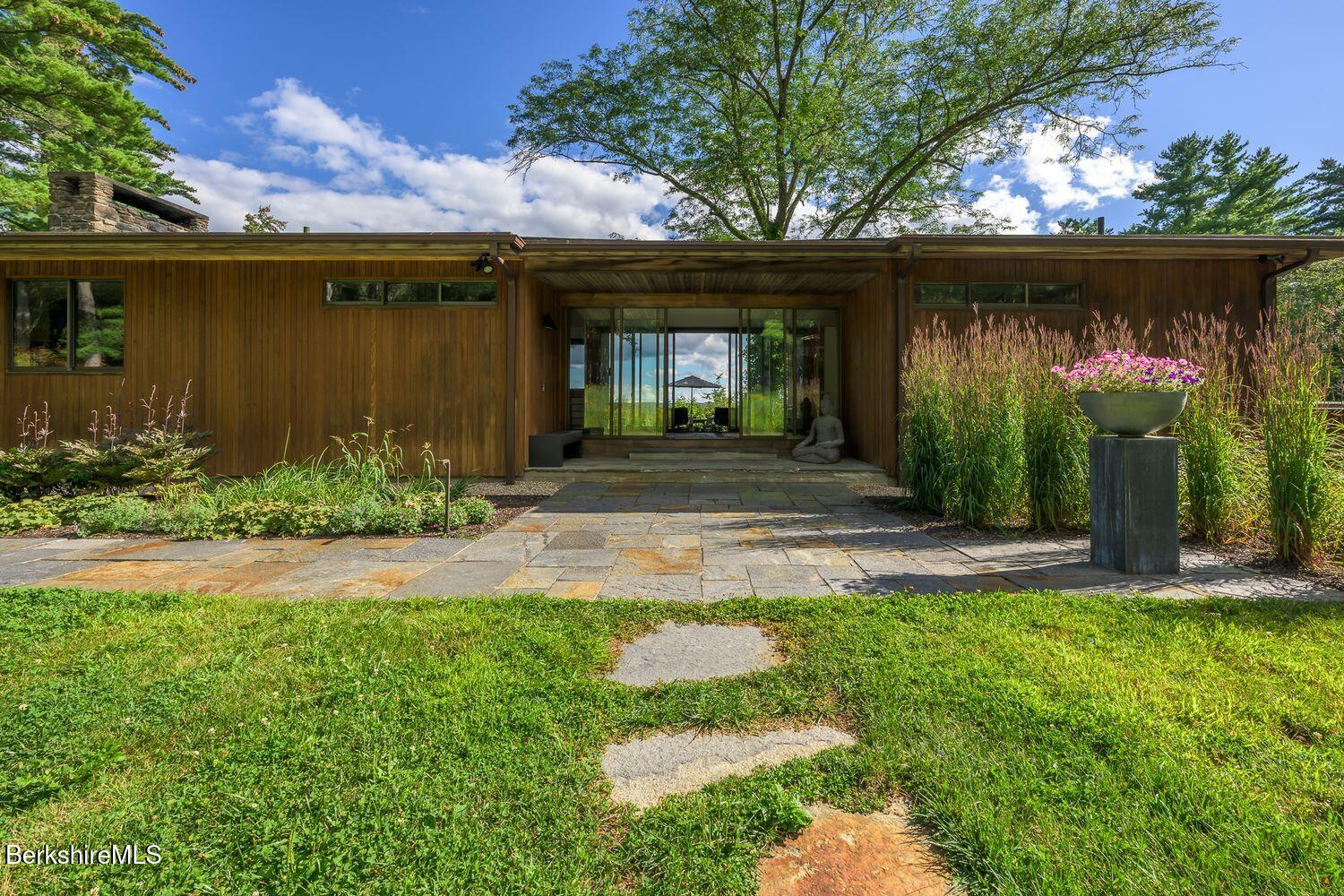 651 Hayes Hill Rd Photo 17