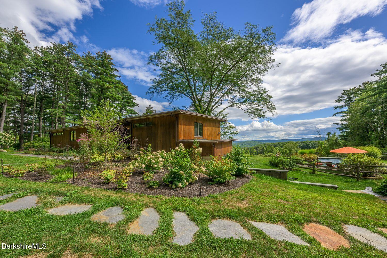 651 Hayes Hill Rd Photo 16