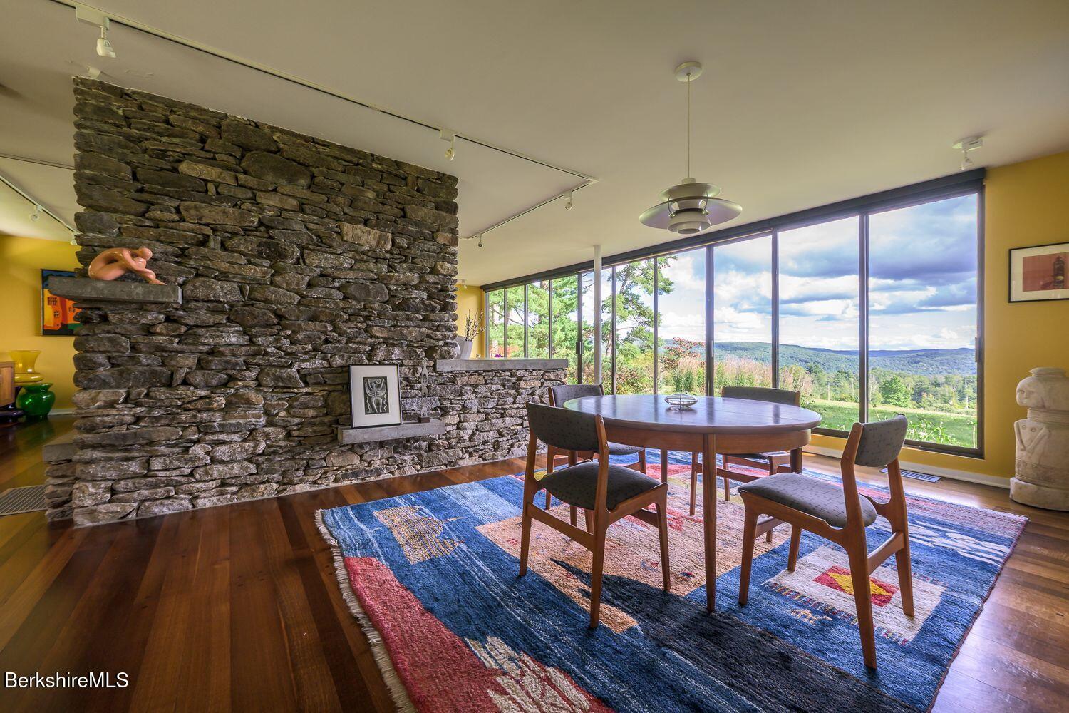 651 Hayes Hill Rd Photo 24