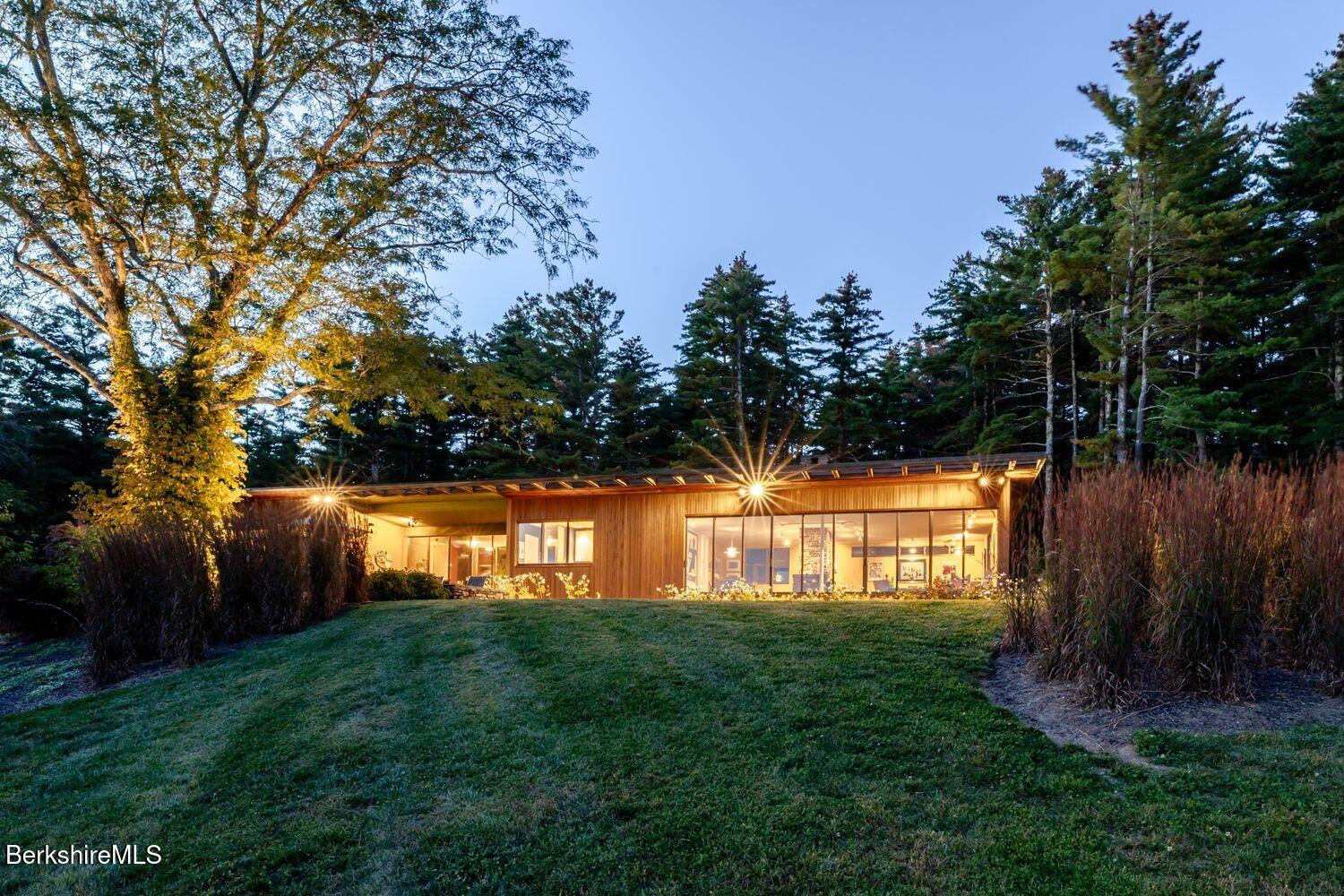 651 Hayes Hill Rd Photo 3