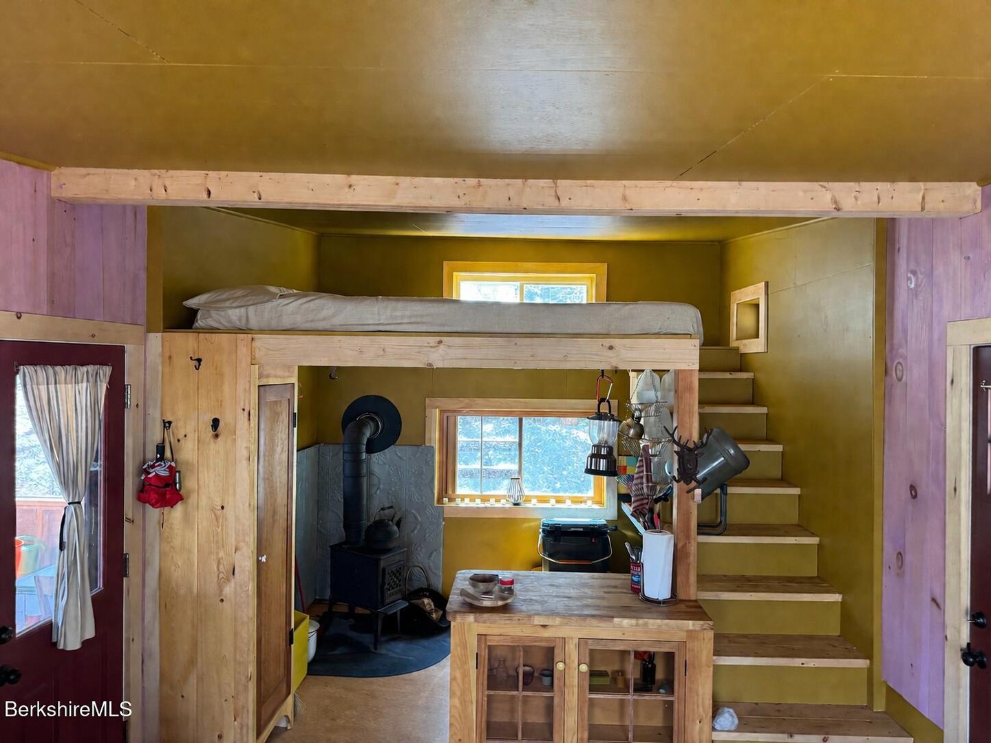 141 Stage Rd Photo 7