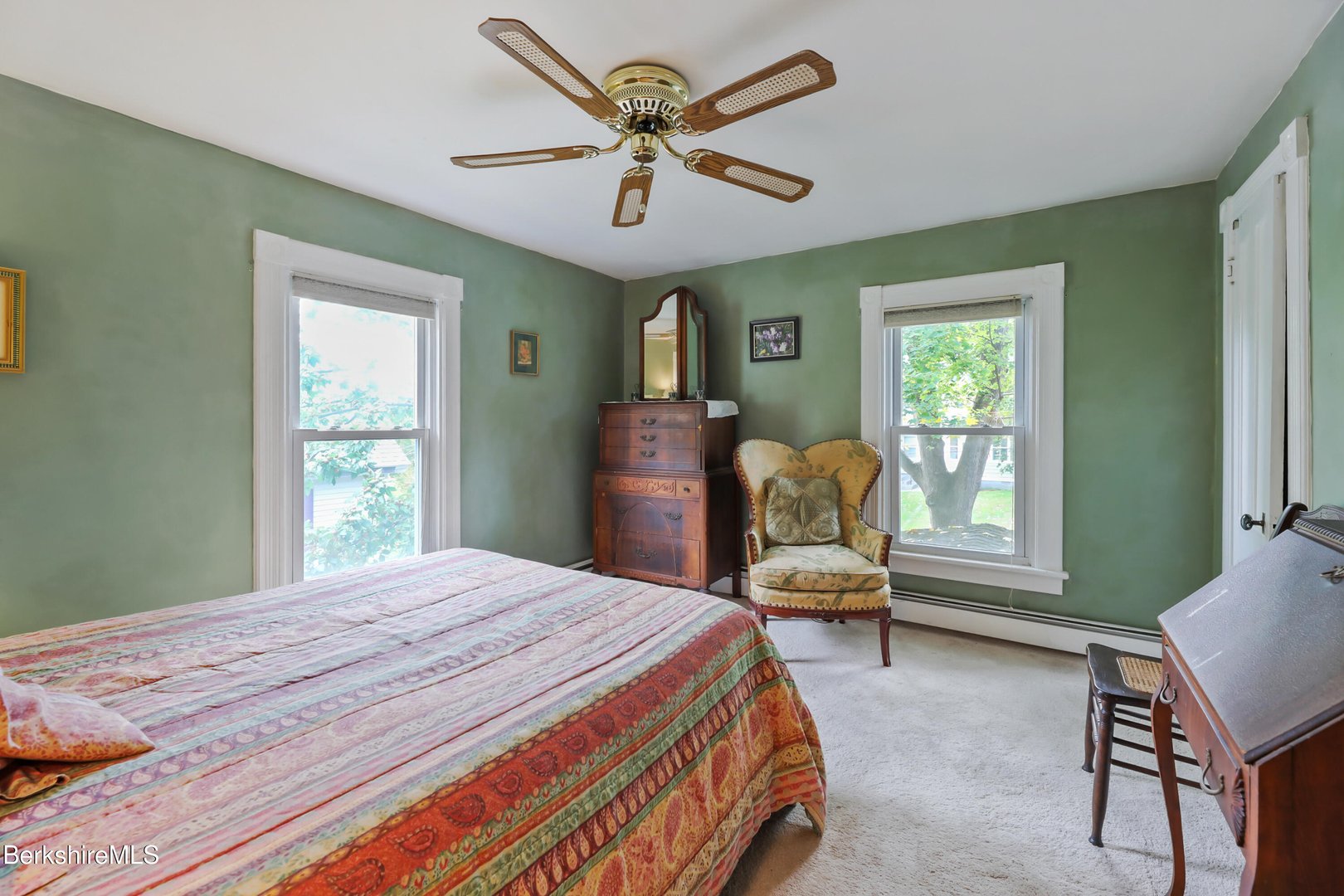 212 Highland St Photo 27