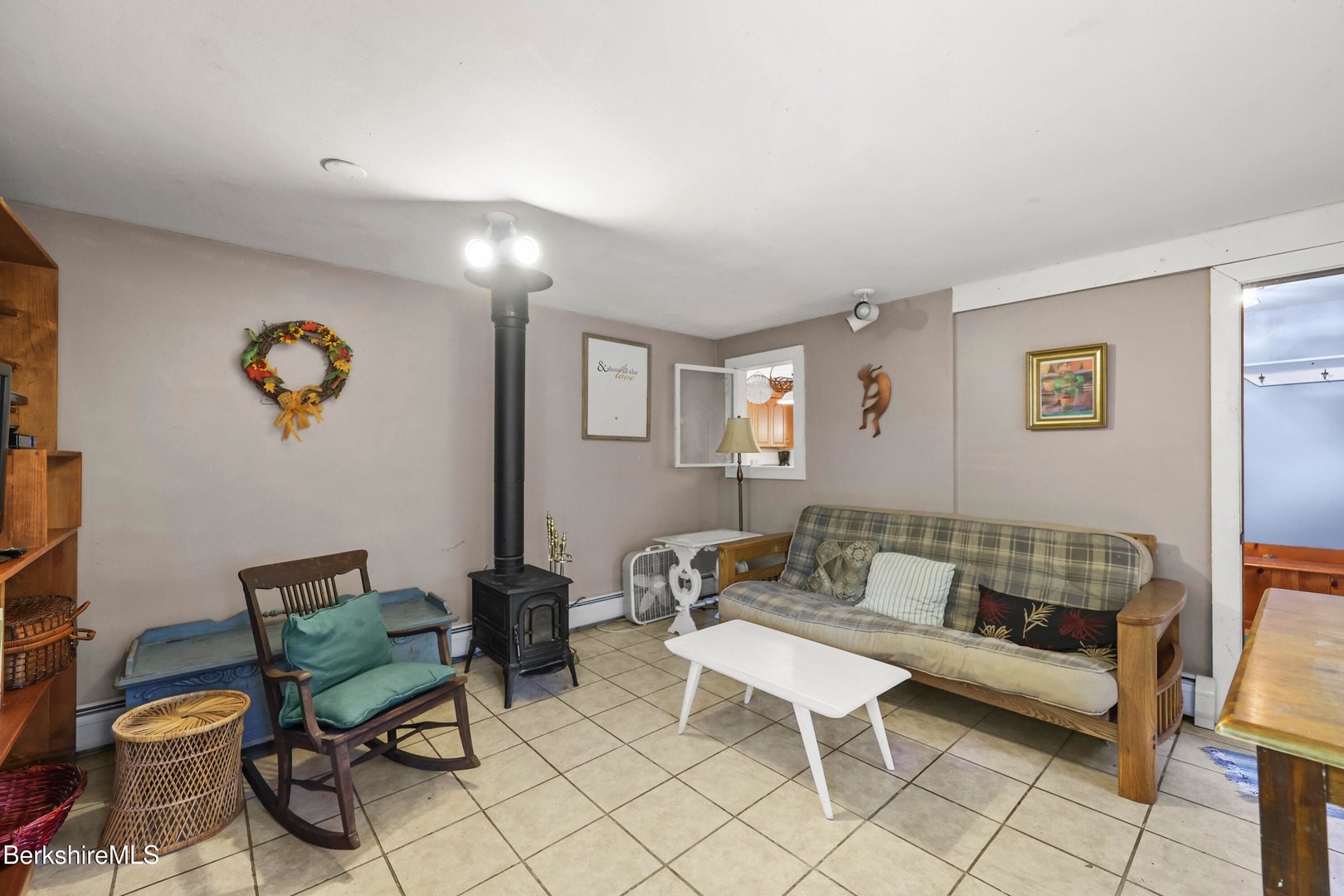 212 Highland St Photo 18