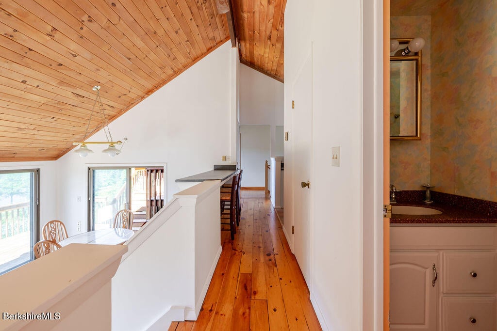 13 Hayes Pond Rd Photo 28