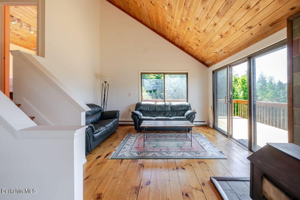 13 Hayes Pond Rd Photo 14