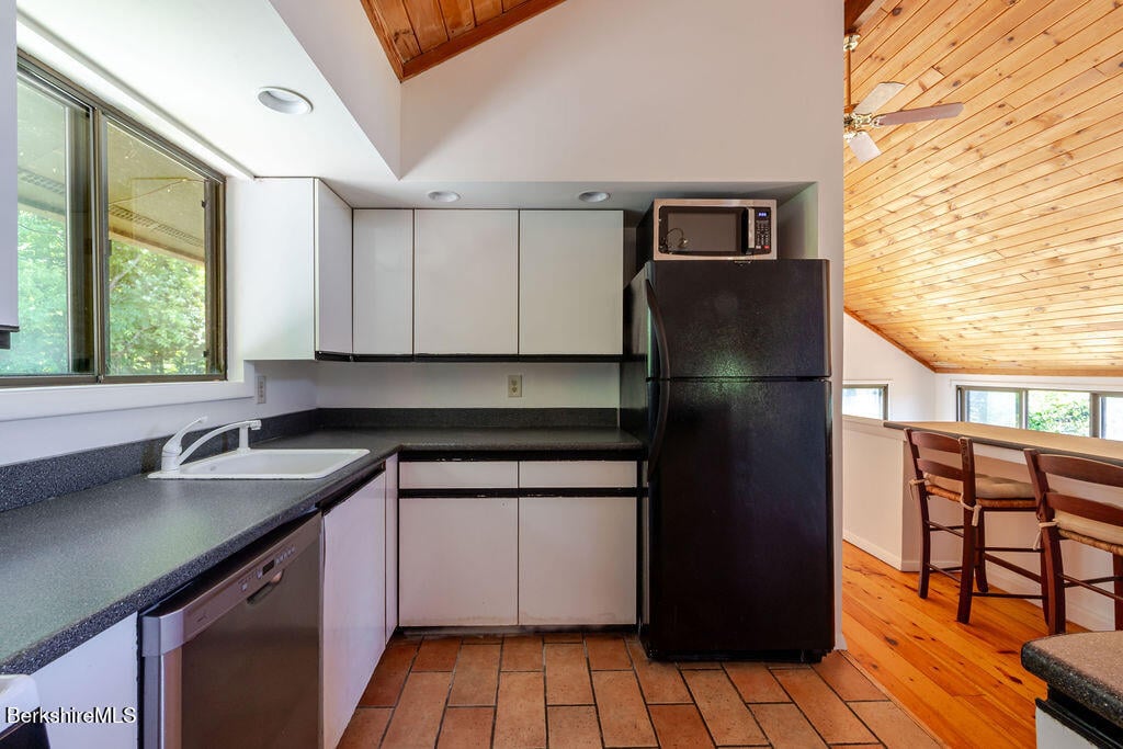 13 Hayes Pond Rd Photo 25