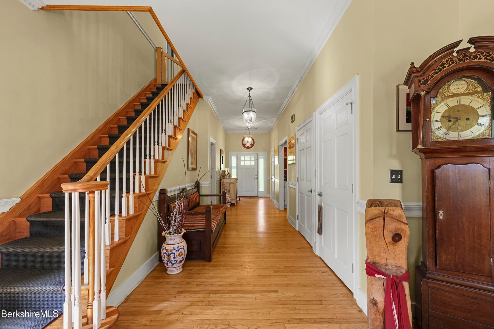 153 Gale Rd Photo 4