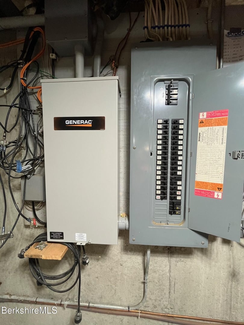 1020 Cascade St Photo 75