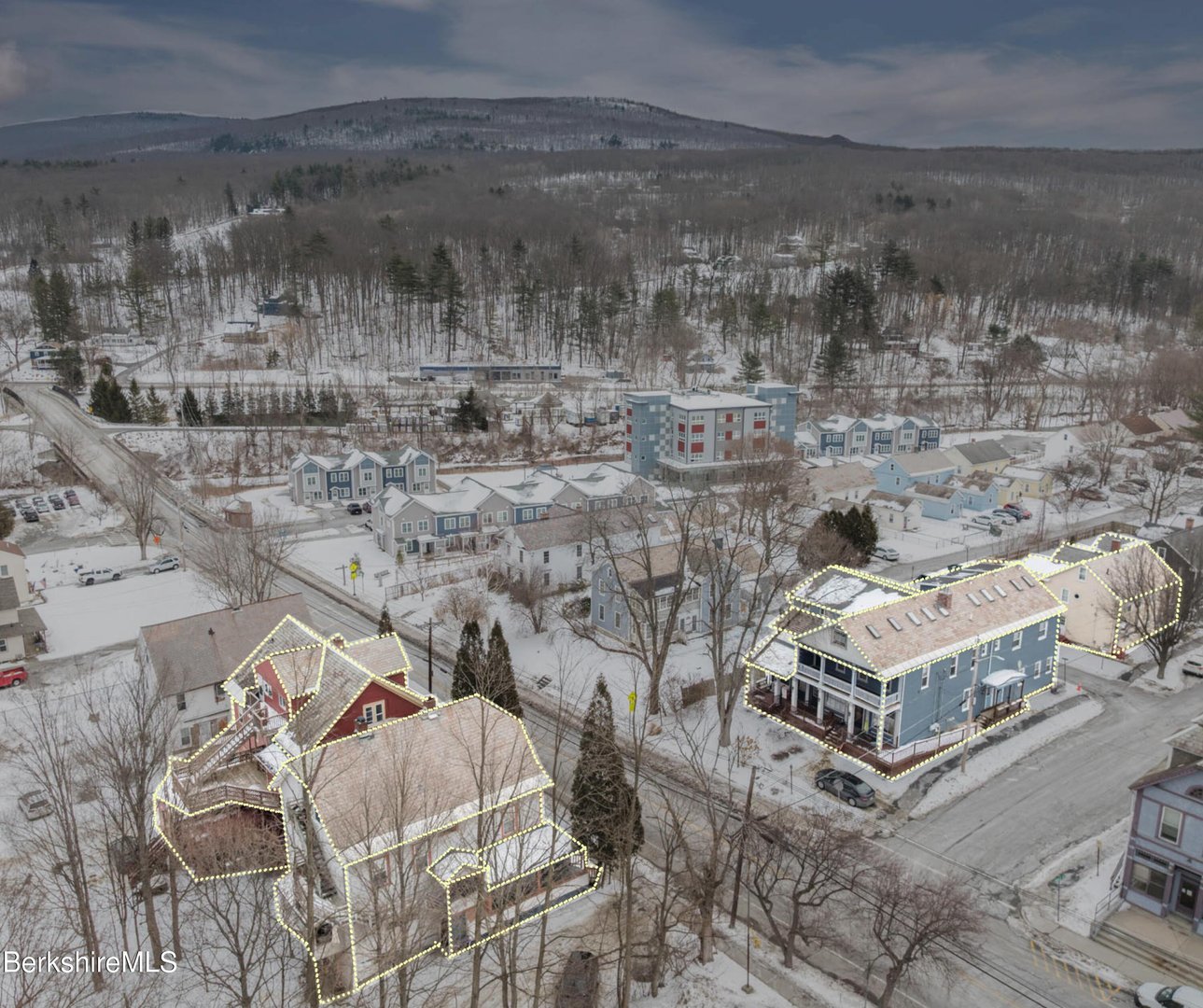 290 Cole Ave Photo 1