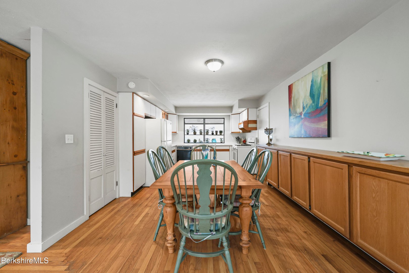 40 Prospect Hill Rd Photo 12