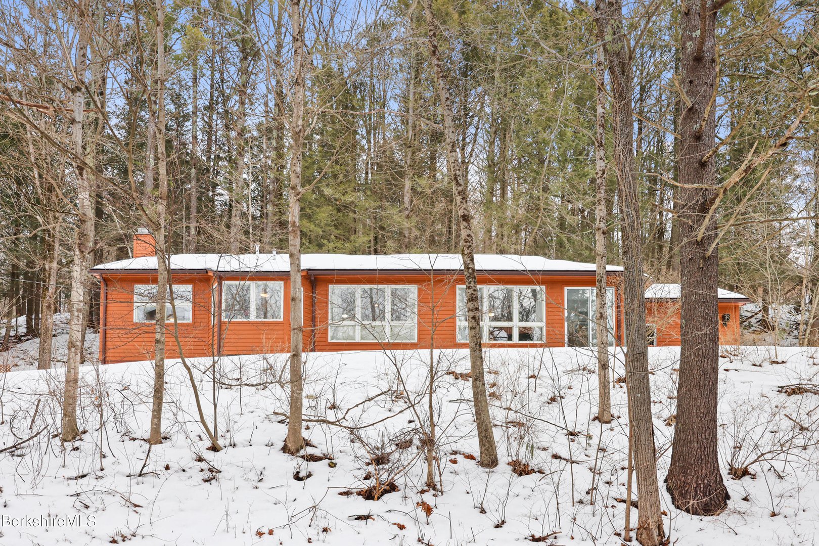 40 Prospect Hill Rd Photo 1