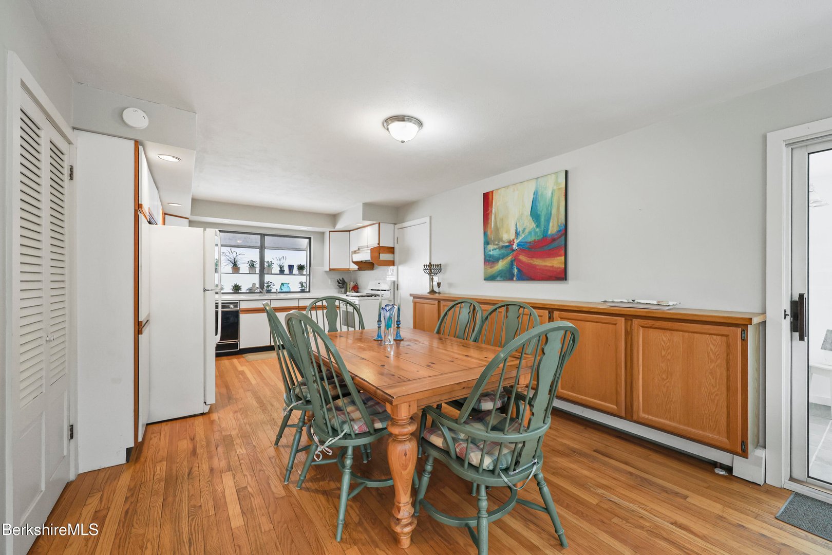 40 Prospect Hill Rd Photo 9