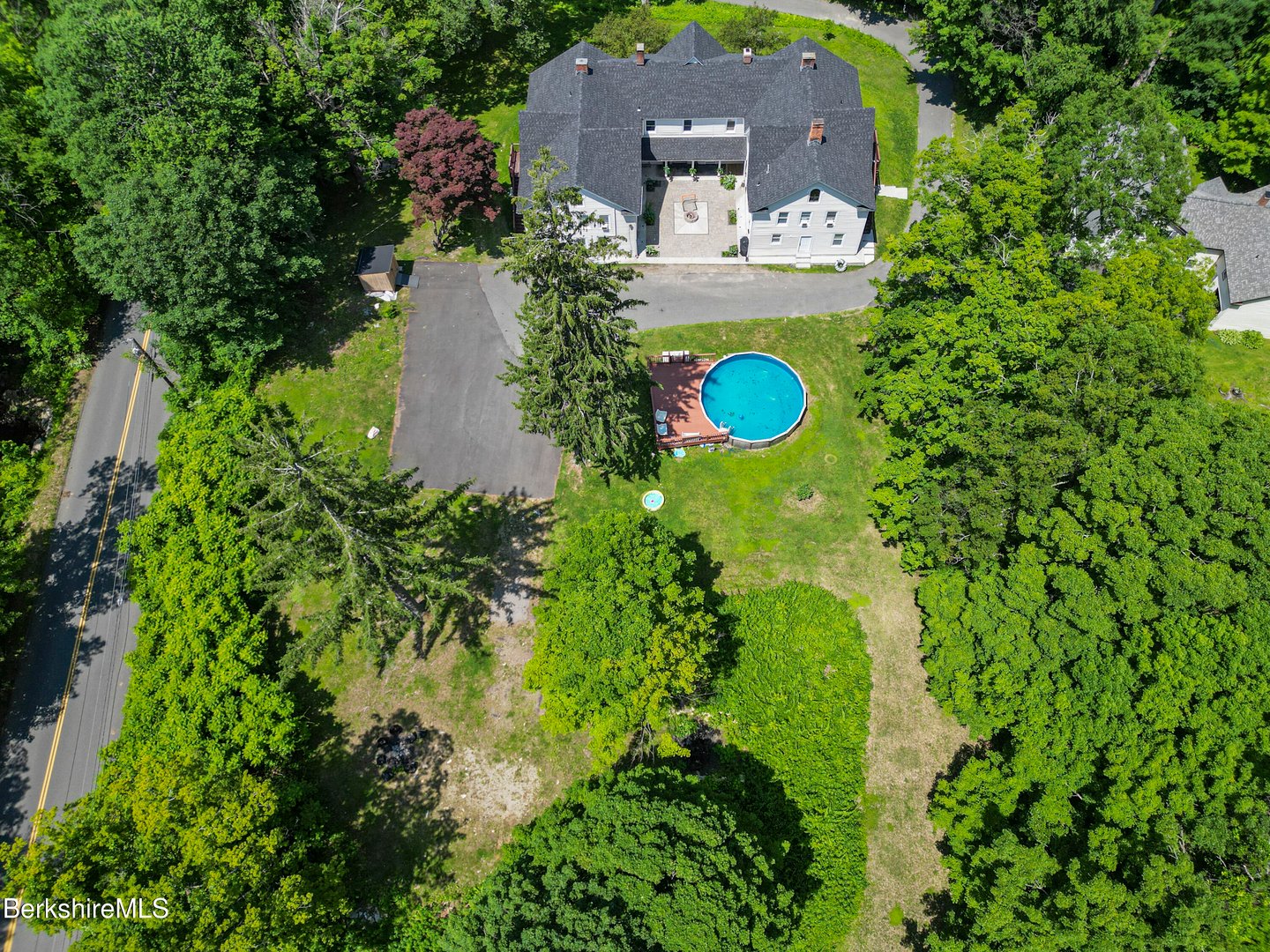 45 Forest St Photo 46