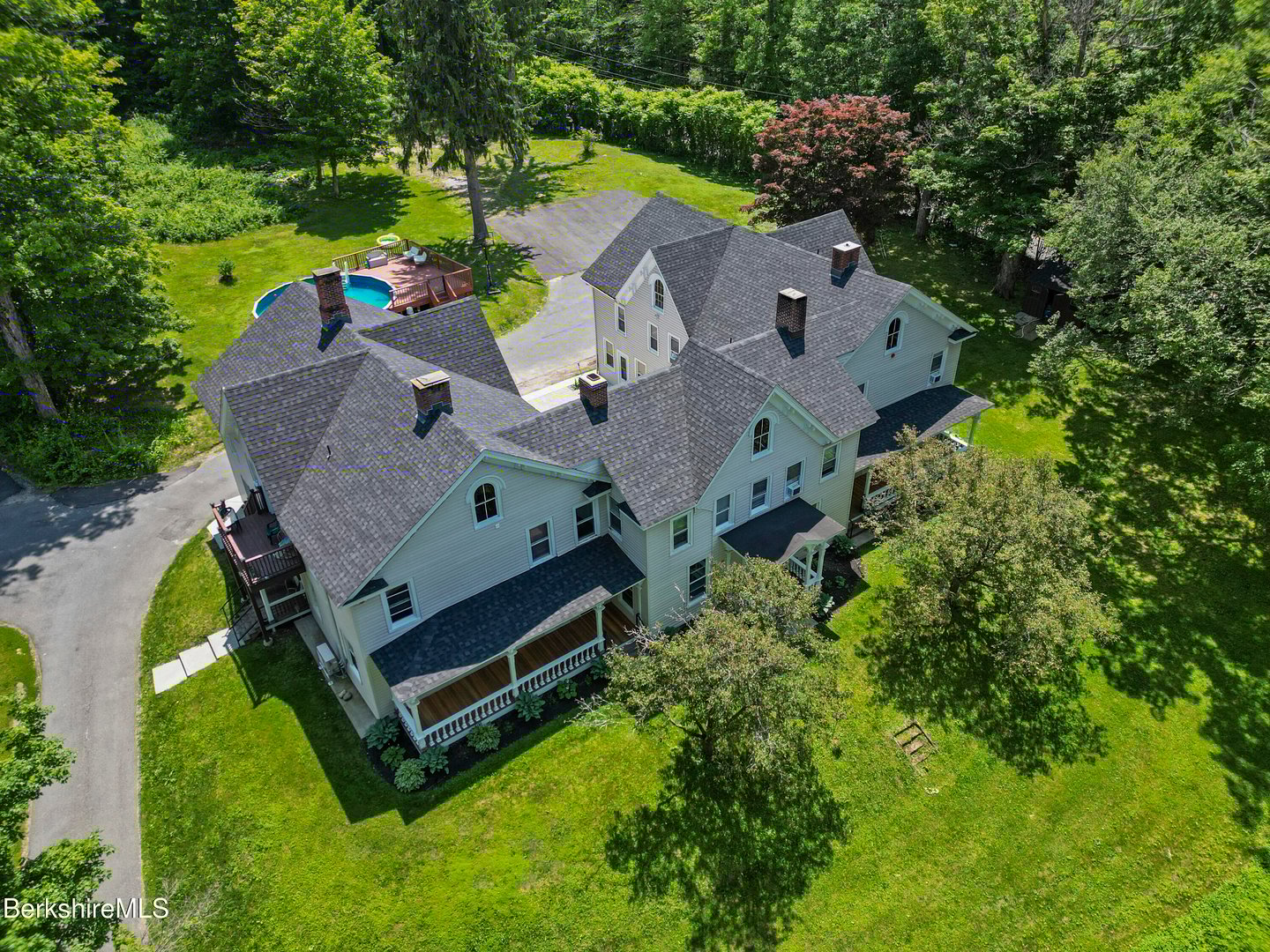 45 Forest St Photo 1