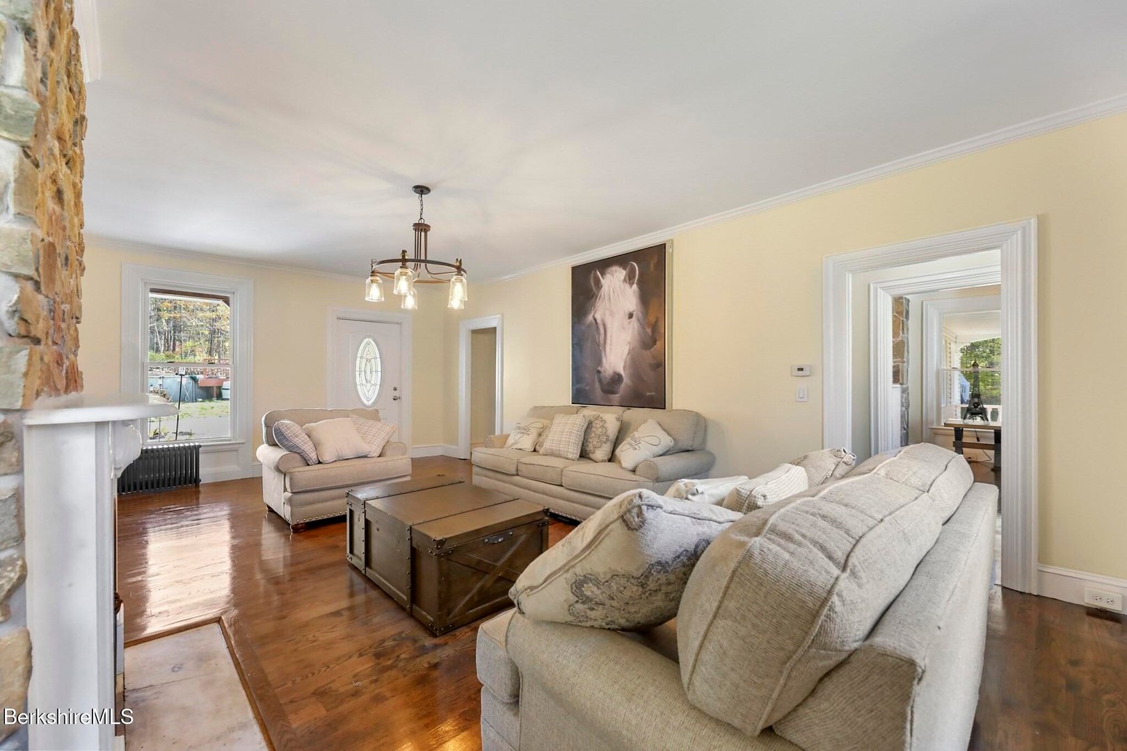 45 Forest St Photo 16