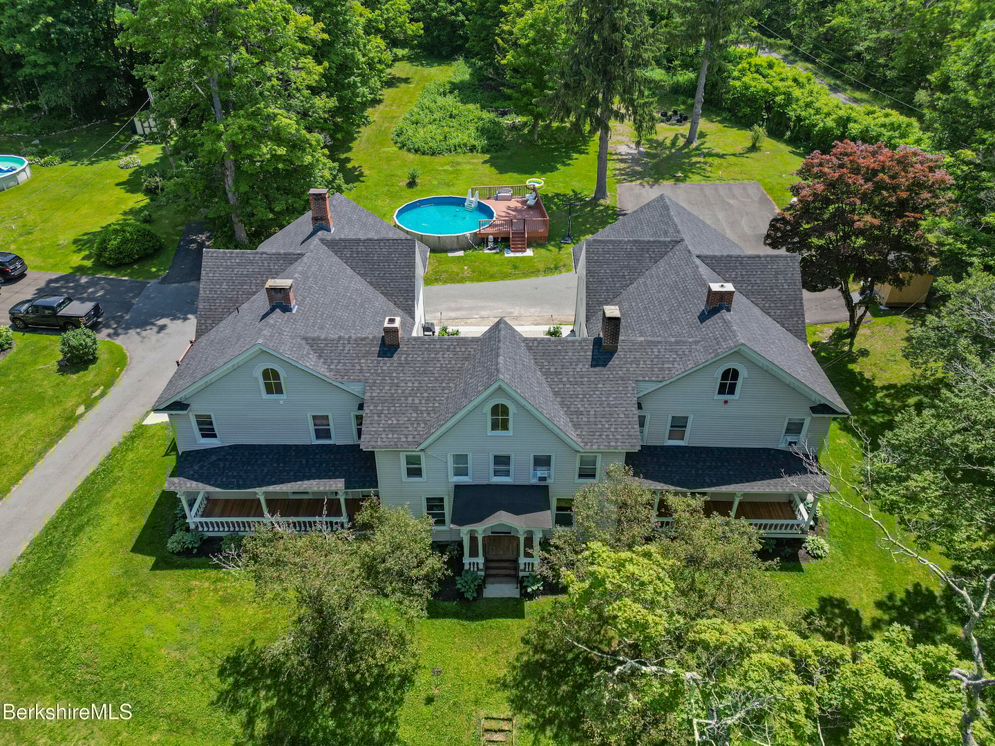 45 Forest St Photo 45