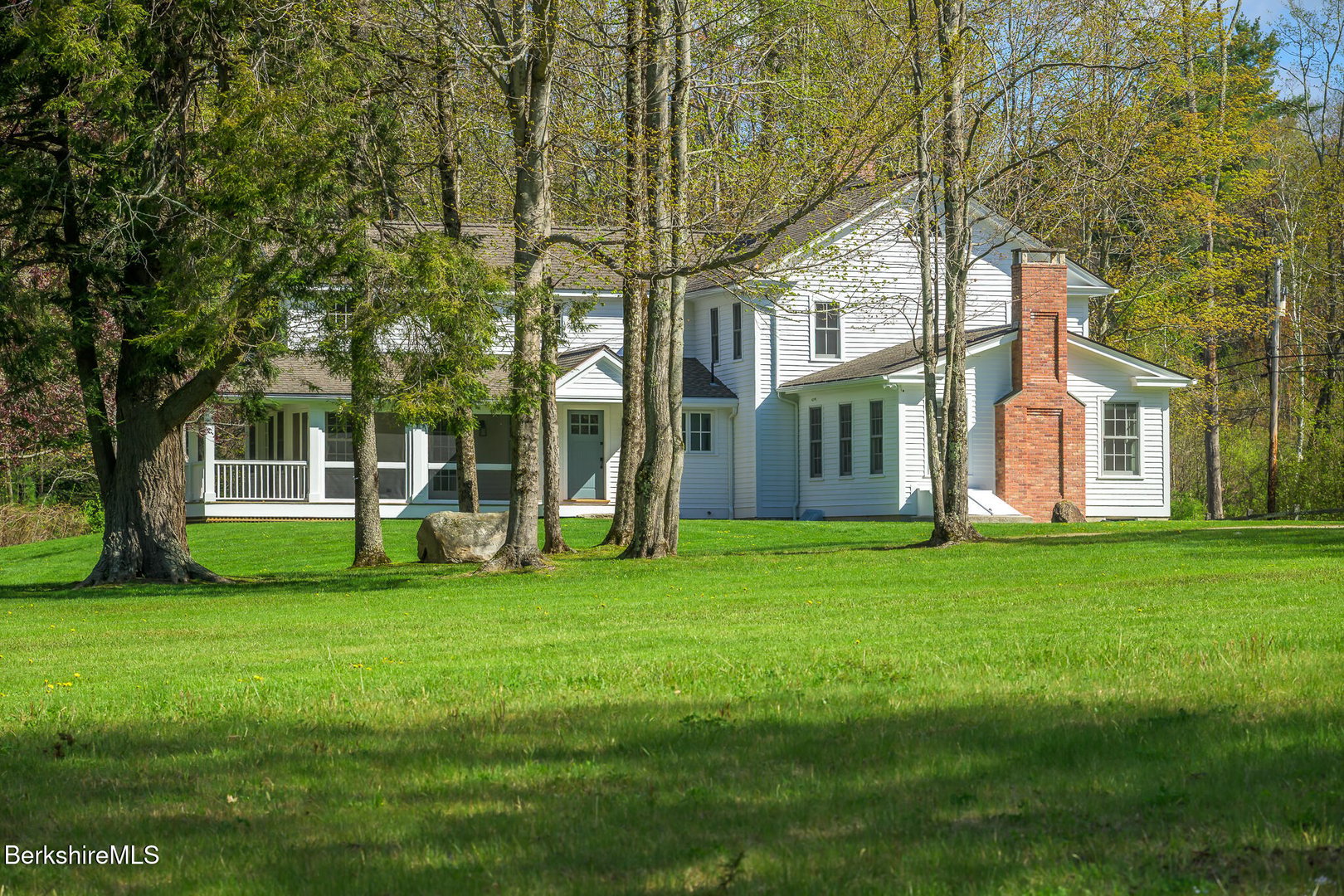 304 Hickey Hill Rd Photo 9