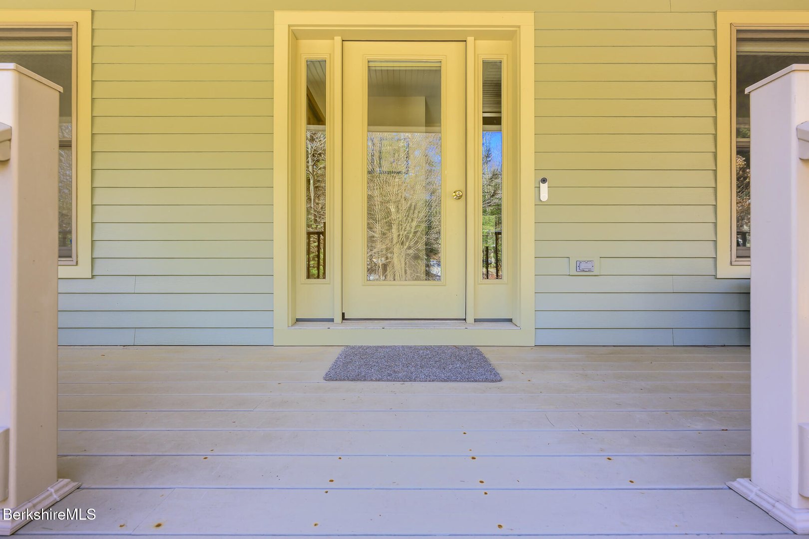 545 W Center Rd Photo 8