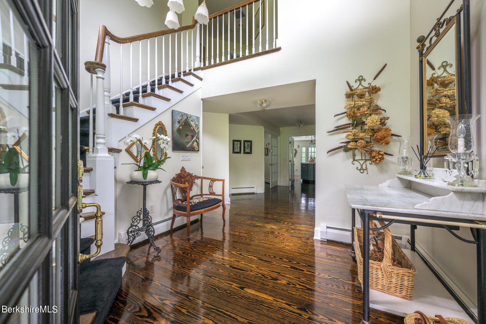 176 West Center Rd Photo 12