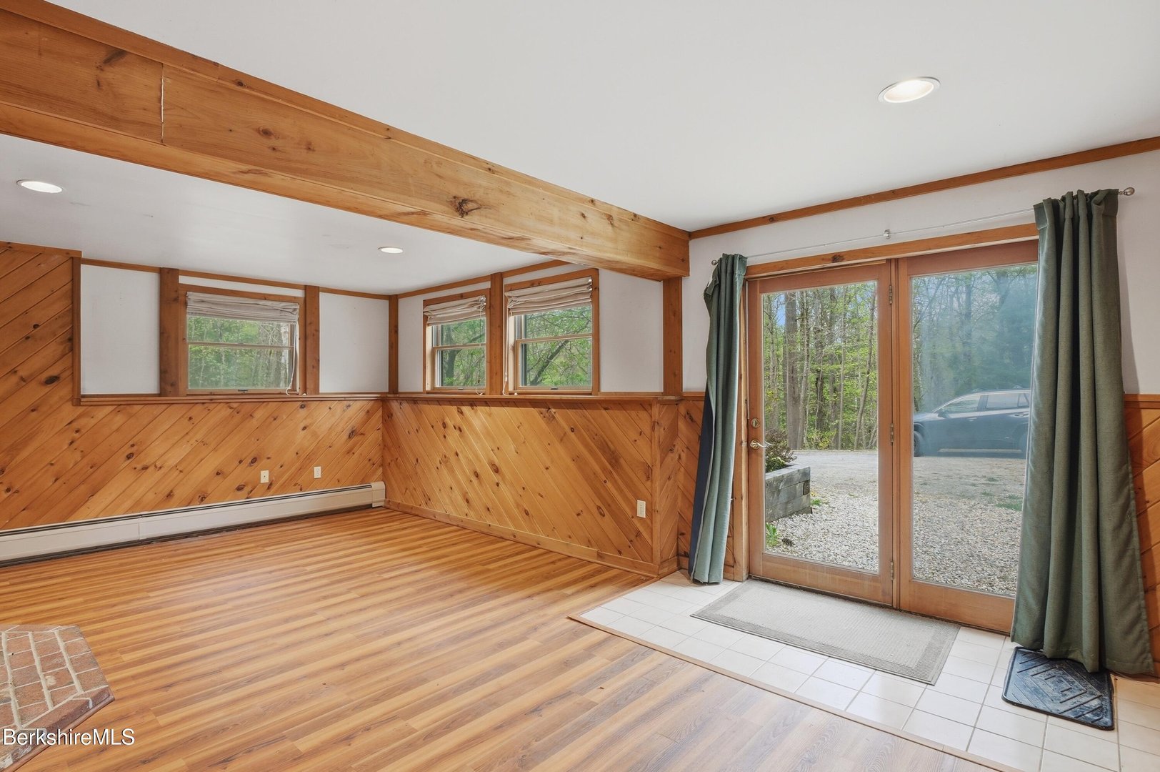 135 Mallard Dr Photo 33